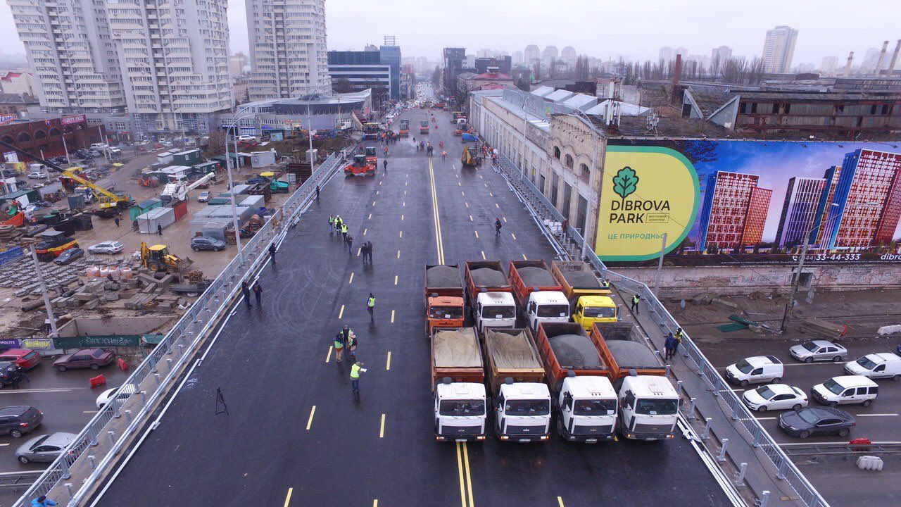 Ремонтные работы на Шулявском мосту продолжаются